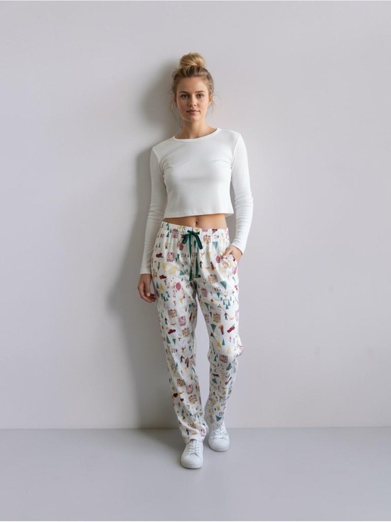 LC Lauren Conrad Other - LC Lauren Conrad Christmas Pajama Pants Women’s Medium